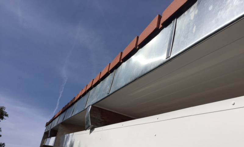 Travaux de couverture -  TOITURE FAÇADE NAMUR : couvreur toiturier, ardoisier sur Namur et toute la Belgique : construction ou rénovation de votre toiture : ardoises, tuiles… Faitage. Dépannage et intervention en urgence sur Namur et toute la Belgique : région Flamande, Wallonne et Bruxelles….